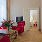 Hotel Zámek - Hotel&resort Ratmerice