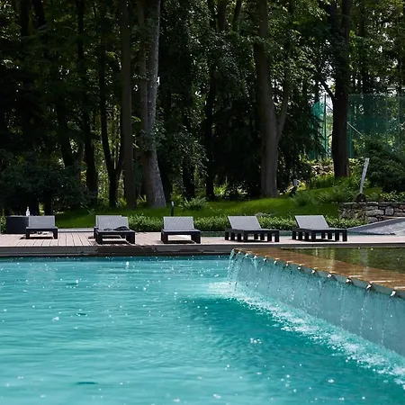 Zamek - & Отель 4*