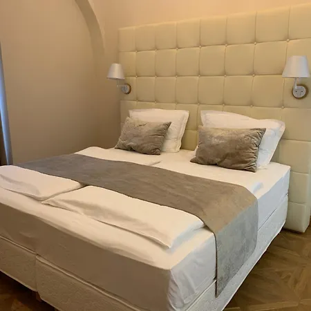 מלון Zamek - & 4*