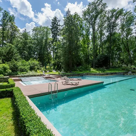 Zamek - & Отель