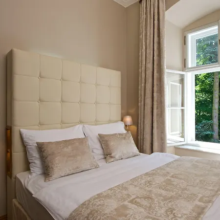 Zámek - Hotel&resort 4*