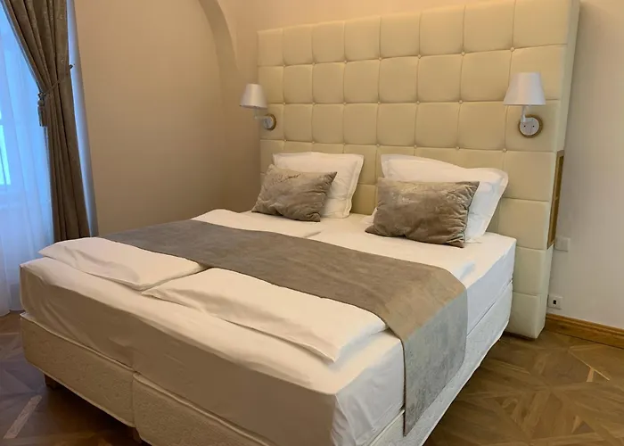 فندق Zamek - & 4*